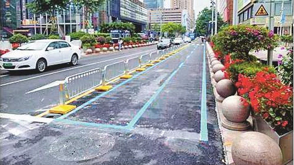 非機(jī)動車該向誰“要”路權(quán)？